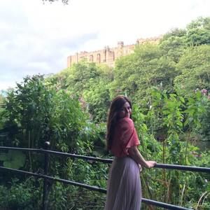 Meet your Posher, Emily